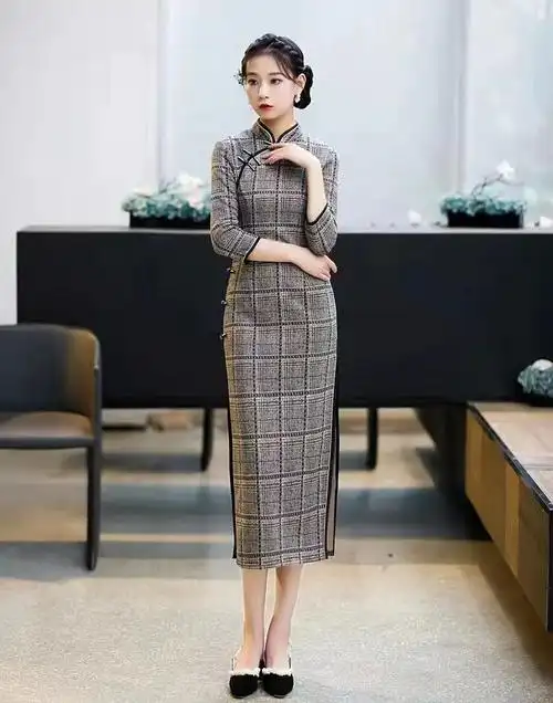 格子旗袍是女装中经典流行元素不挑身材不挑人展露柔美好风情