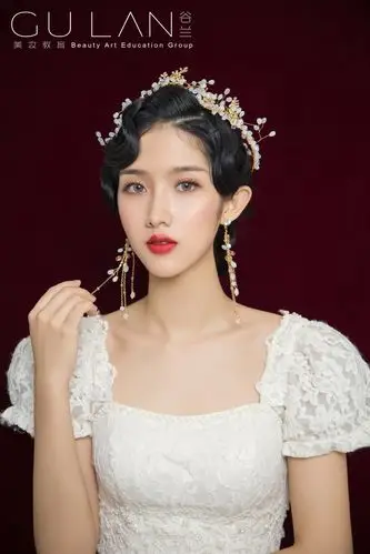 轻熟型复古风波纹造型