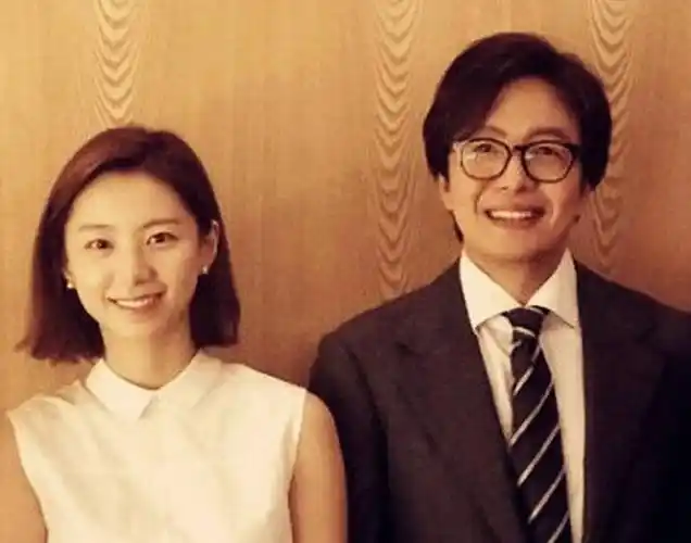 裴勇俊妻子怀二胎网友称生子速度挺快啊