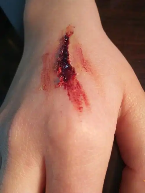 潍坊化妆学校逼真影视特效伤口妆