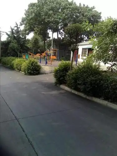 真实的河南普通农村,绿化的特别不错,值得一看