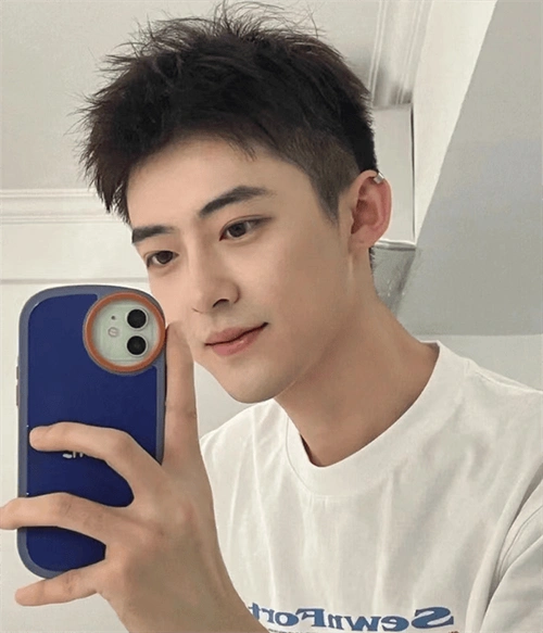 今年夏天必剪:十款非常具有个人风格男士发型_刘海_短发_技术