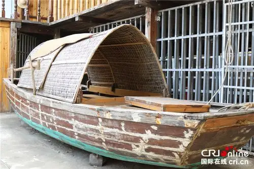 疍家木渔船实物国际在线报道(记者 阎蔚):疍家人生活在广东,广西,福建