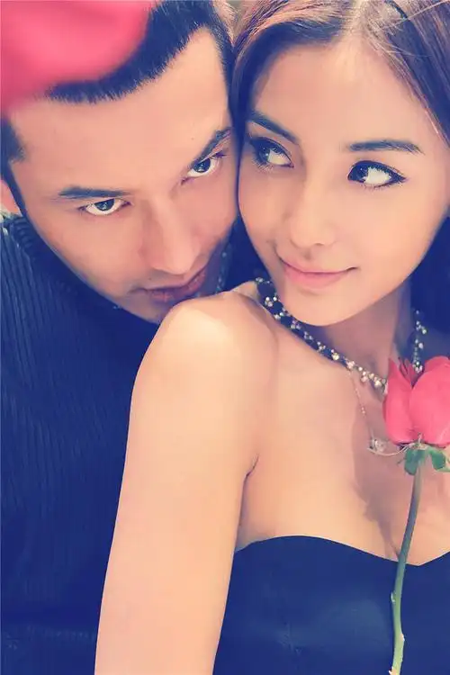 黄晓明与baby情侣写真 浪漫亲吻深情拥抱(图)【3】