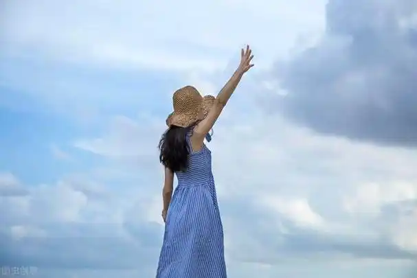 慢慢享受生活,在平淡的日子里寻找一些小美好