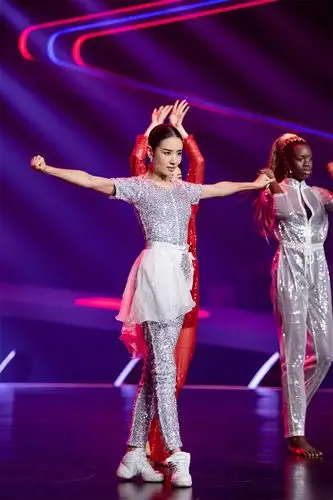 《新舞林大会》战鼓再起 董洁频放大招突出重围