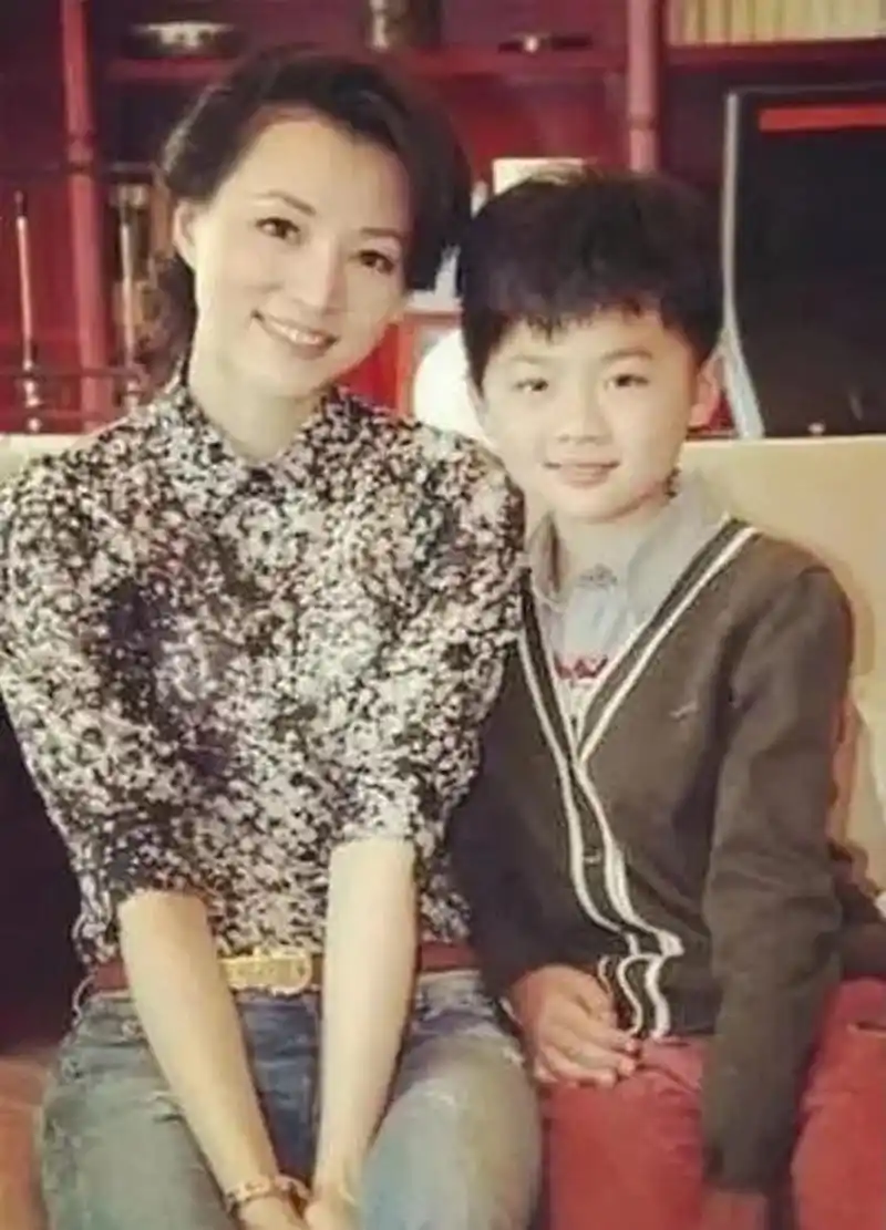 "  022009年的那一天,密春雷