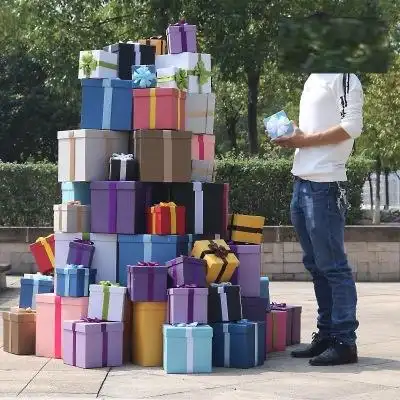 商场礼品盒圣诞节店铺年会美观店面装饰空盒主题节日牢固炫彩堆头