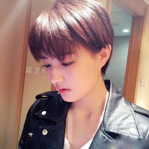 假发女超短发时尚潮流酷帅气中性短卷发气质修脸自然仿真全头套式