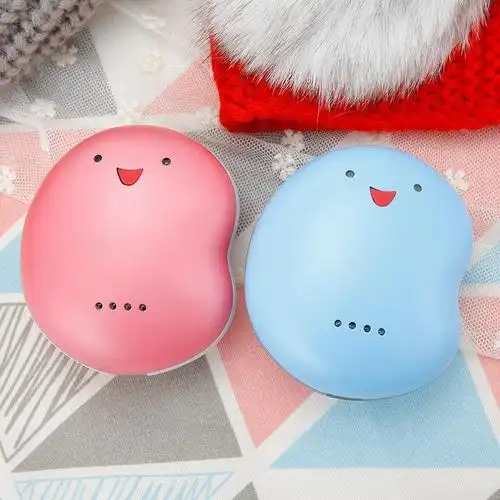 厂家直销新款小萌豆暖手宝迷你充电宝usb防爆电暖宝电热宝一件