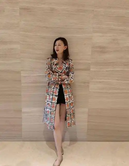 73体重不过百,35岁美出天际_张梦瑾_女儿_足球