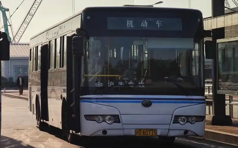 上海最后的宇通鹰眼,京申大众zk6125hg2备车运行于沪朱专线实录_哔哩