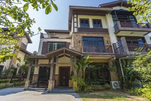 碧桂园十里银滩沐海私家别墅(5房8床)