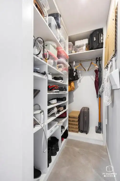 功能区衣柜装修效果图典雅76平日式三居衣帽间设计效