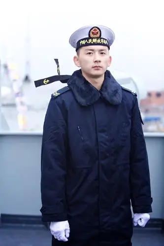 中国海军士兵.于正在英国portsmouth访问的中国海军远征舰队