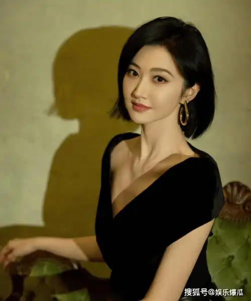 的实力和演技,证明了自己并非一个花瓶,而是一个有着真才实学的女演员