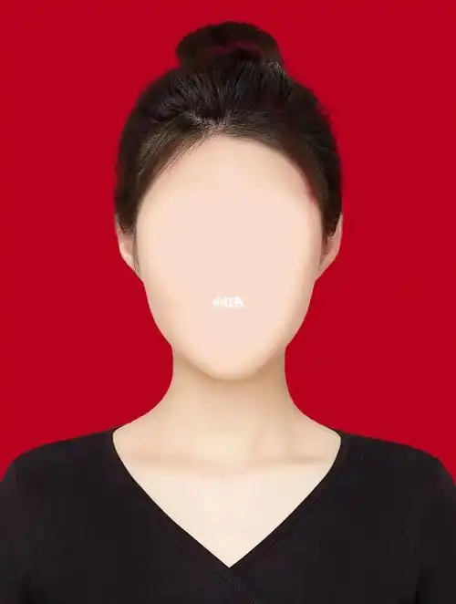 一组红底超美的证件照来了