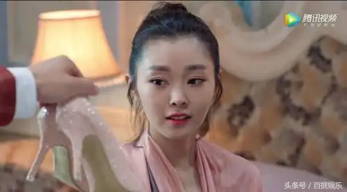 《小情人》里的祖贝莱再比如《逆袭之星途璀璨》里的苏橙不知道宋轶