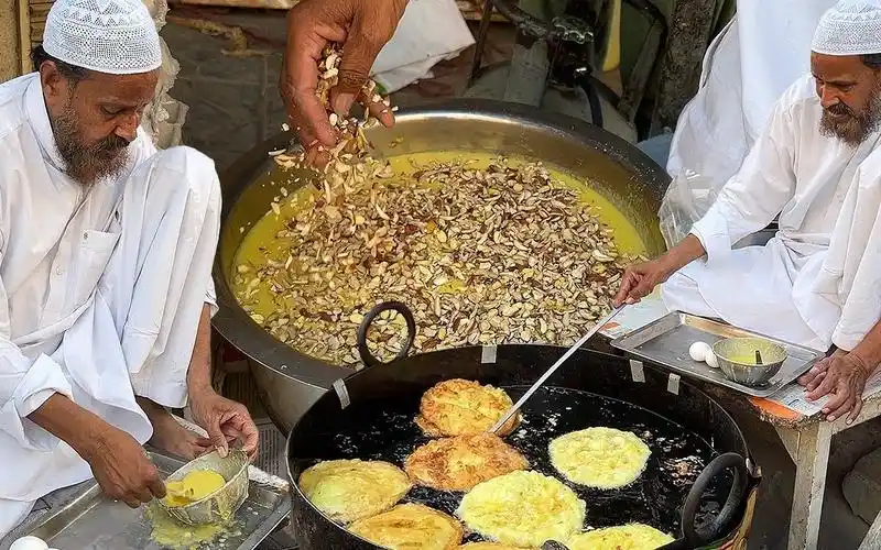 巴基斯坦油炸杏仁鸡蛋饼