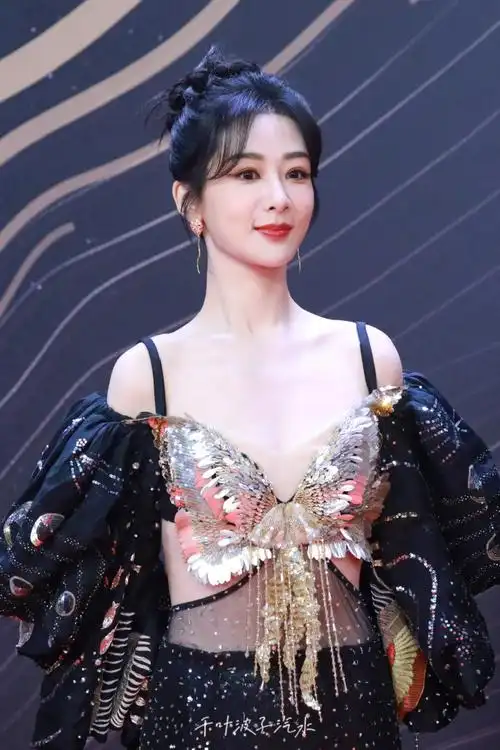 星光大赏星光俱乐部##杨紫 鎏金蝴蝶公主