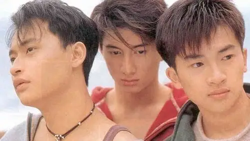 小虎队简介小虎队,华人偶像团体组合,由霹雳虎吴奇隆,小帅虎陈志朋