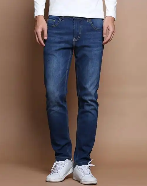 男装深蓝色弹性贴合摇粒绒牛仔裤
