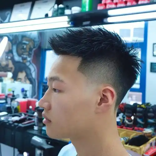 美式前刺 #男生发型  #株洲男士理发店  #前刺短发  #男生前刺发