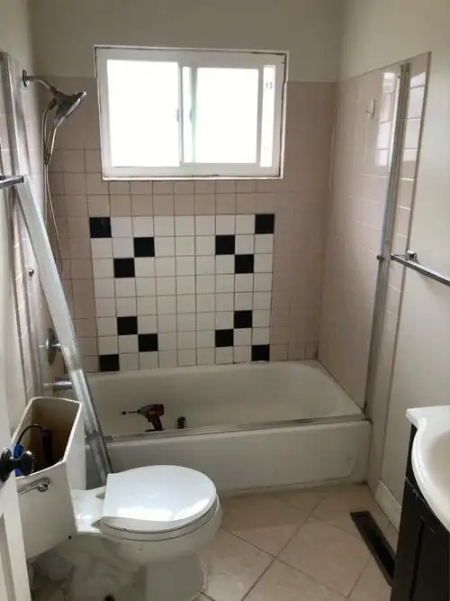 卫生间整体翻新