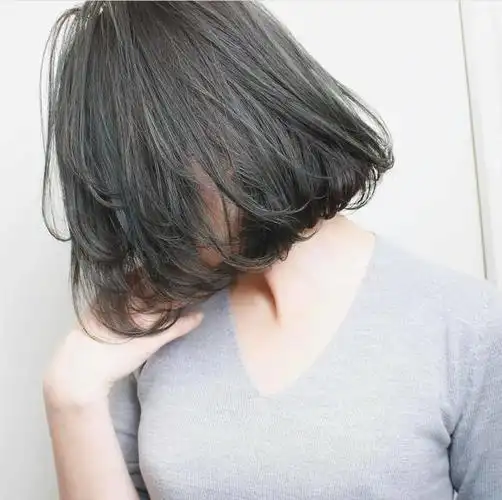 短发挑染 | 上班族这样染,超美
