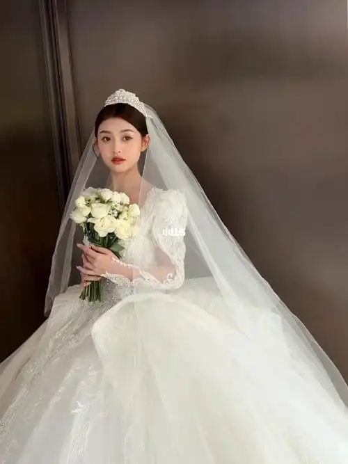 白纱简约风格78迷人气质78白色系高级婚纱