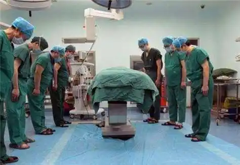 死刑犯在行刑时,为啥会有一辆救护车全程跟随?_进行_犯人_遗体