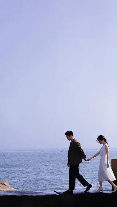 甜蜜恩爱的情侣图片