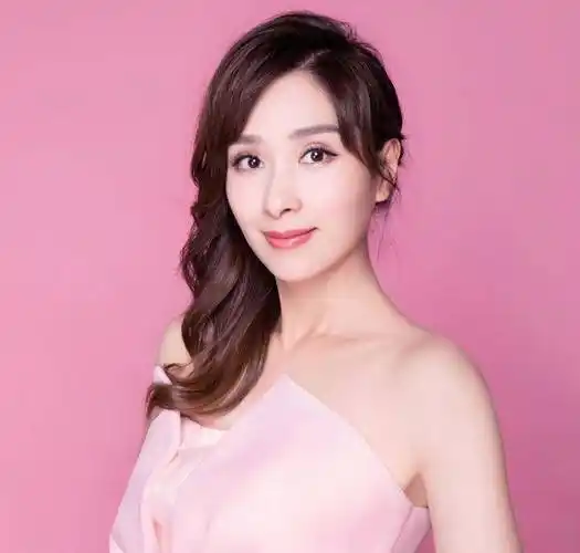 原创最美亚姐杨恭如当小三被正宫一巴掌打烂演艺路46岁仍单身