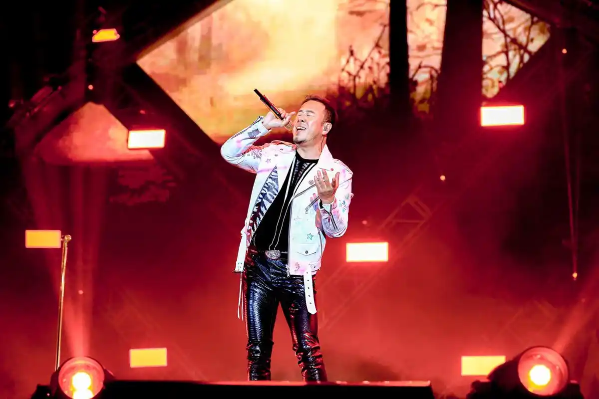 杨坤的美好故事 中年人forever young故事