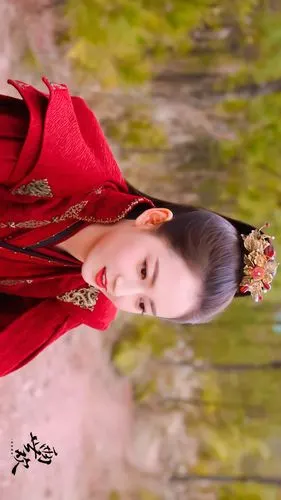 【陈钰琪】【美图】两世欢 - 红衣飒爽阿原