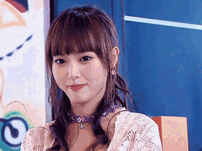 旧爱浪#2011年《夏家三千金》,唐嫣饰演夏天美,单纯善良又迷糊的夏家