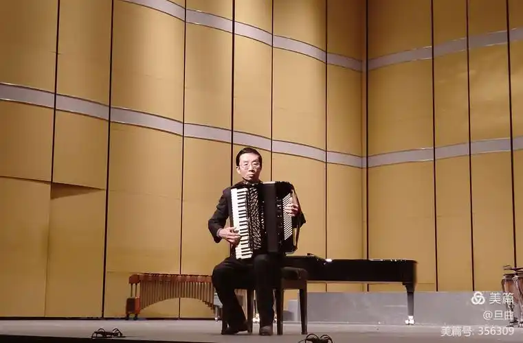 手风琴独奏《牧民之歌》