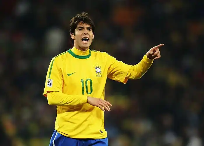 本世纪四位巴西十号球员谁是你心目中的最佳04