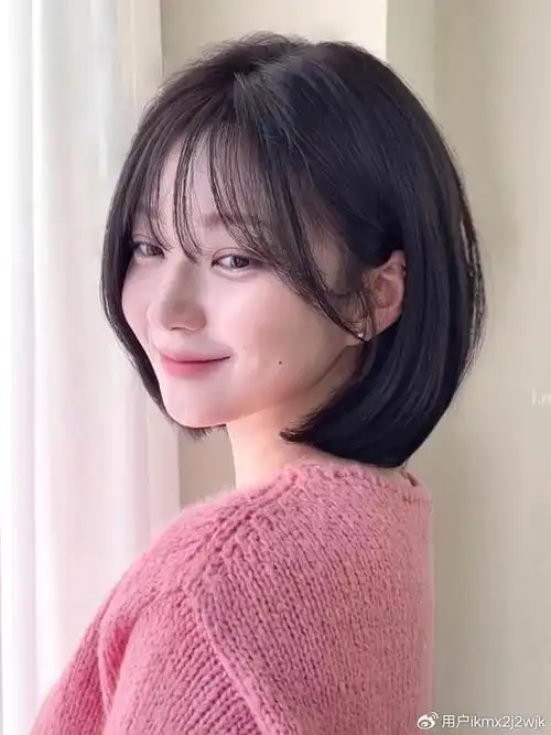 挂耳波波头,时尚与质感完美融合的发型,你喜欢吗