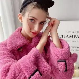 粉红大布娃娃yuki