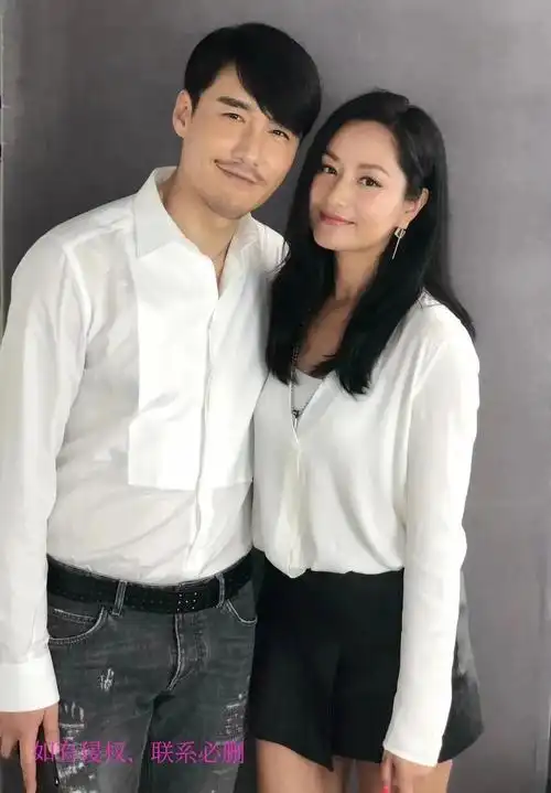 54岁胡兵泰国手术生死劫!35年"绯闻女友"跨国陪护,网友泪目