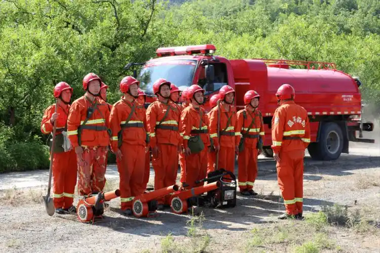 市森林消防综合救援队伍野外化实战化大练兵行动昌平站圆满收官