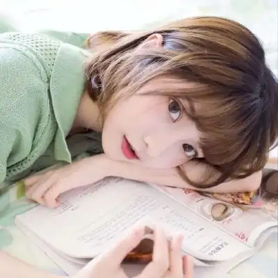 高清干净女头像