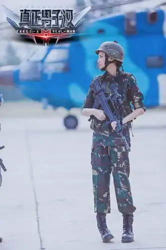 > 正文    张蓝心和班长王威 搜狐娱乐讯 备受关注的《真正男子汉》第