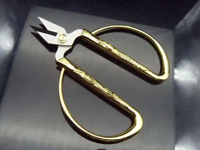 批发日美剪刀龙凤金属剪刀日美b05g# 合金剪(金)剪指甲用剪刀