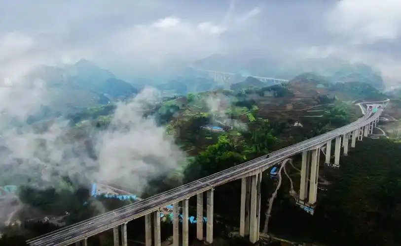 中国十九冶喜获公路工程施工总承包特级资质