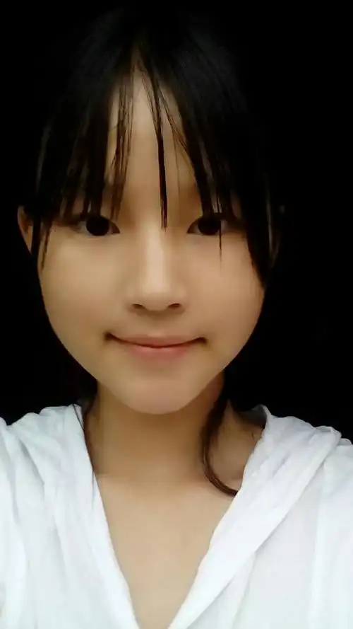 请问这属于什么脸型?婴儿肥嘛