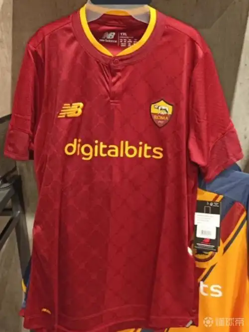 罗马202223赛季全新主场球衣实物图曝光