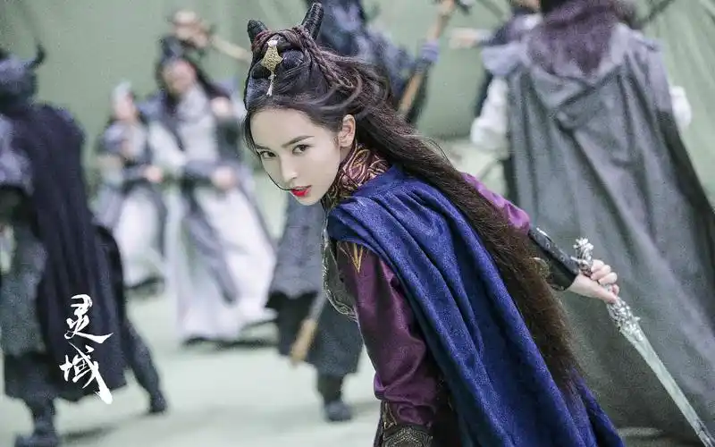 《灵域》强势霸屏 刘一曈诠释傲娇霸气圣女:人狠话不多