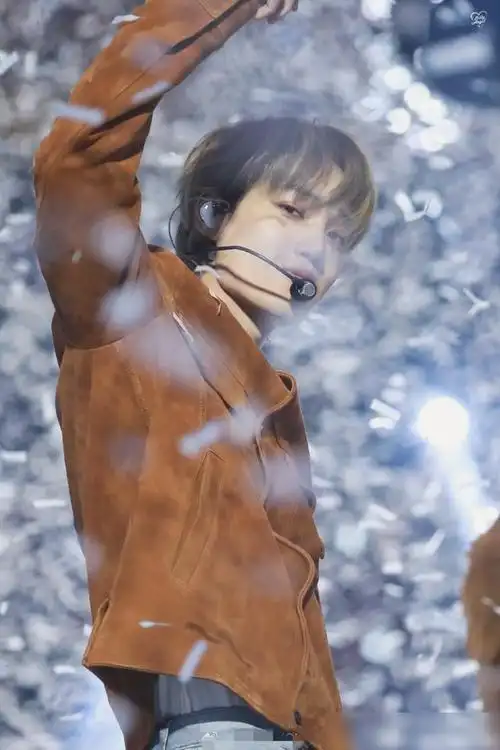 终于等到了exo金钟仁将于下半年开展solo活动sm股票创新高